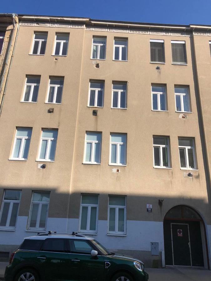 Apartment 5 Min By Walk To The Center Brno Luaran gambar